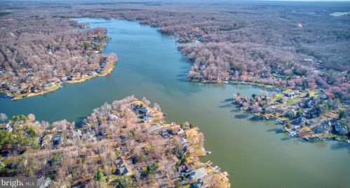 305 Harrison Cir, Locust Grove VA  22508-5256 exterior