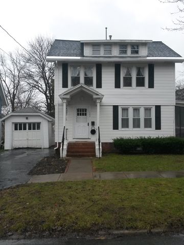 102 Hoopes Ave, Auburn, NY 13021-4204