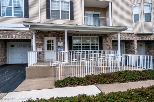 214 Potts Rd, Morganville, NJ 07751-5213