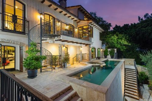 216 Kings Pl, Newport Beach, CA 92663-5705