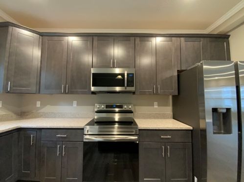 2404 Canterbury Dr, Imperial PA  15126-9179 exterior