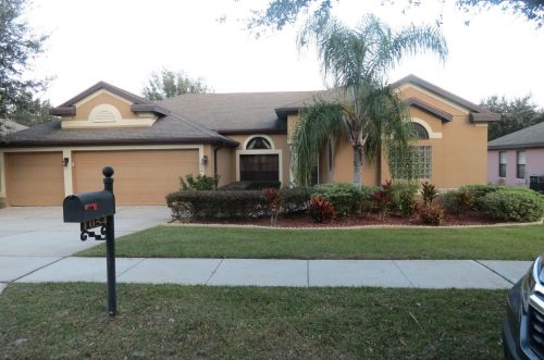 1054 Oak Landing Dr, Orange City, FL 32763-9224