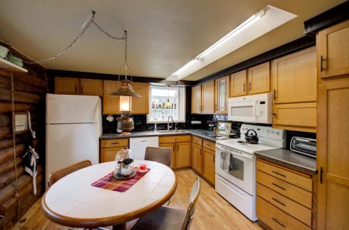 3112 County Rd, Oshkosh, WI 54902-9194