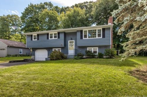 90 Old Farm Rd, Bristol, CT 06010-2540