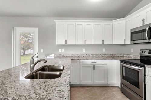 901 30th St, Cape Coral FL  33904-2931 exterior