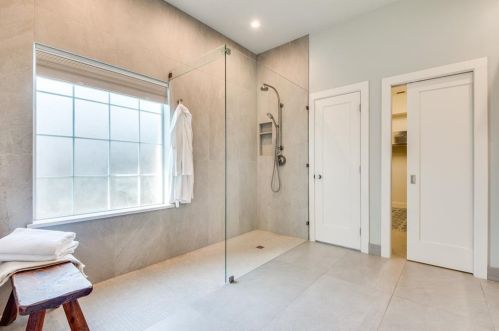 3405 Dorchester Ct, Lewisville TX  75022-4924 exterior
