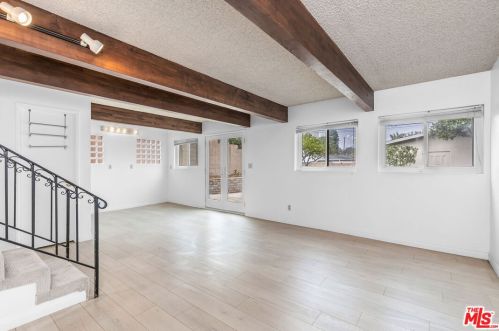 609 35th St, Manhattan Beach CA  90266-3427 exterior