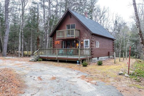 42 Sugar Run, Ellsworth NH  03285-6852 exterior