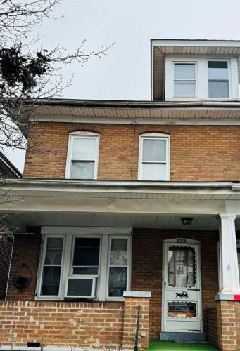 1432 Ferry St, Easton, PA 18042-4044