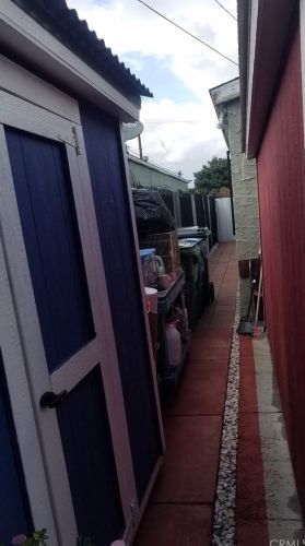 2116 Oris St, Compton CA 90222-3055 exterior