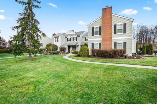 224 Homestead Village Dr, Warwick, NY 10990-4218