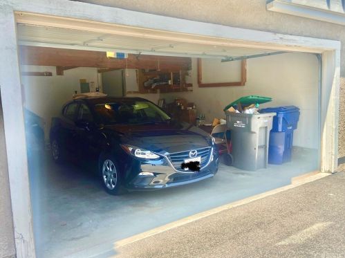 31321 The Old Rd, Santa Clarita CA  91384-4210 exterior