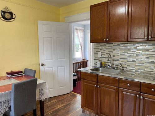 80 11 St, Huntington Station NY 11746-1729 exterior