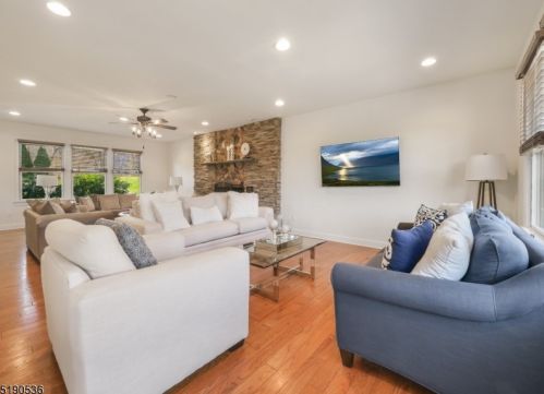 1994 Macopin Rd, West Milford NJ  07480-1932 exterior