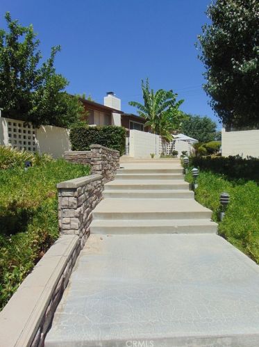 3901 Union Ave, Bakersfield CA  93305-2432 exterior