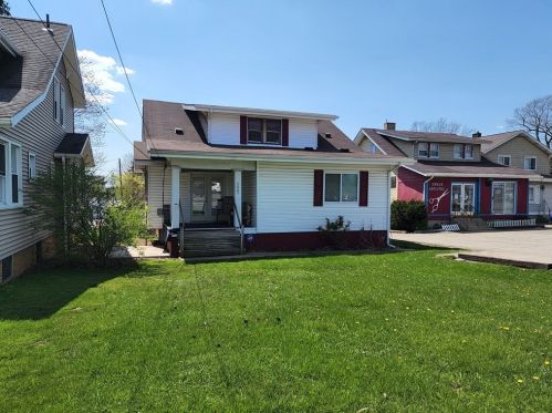 2605 Darlington Rd, Beaver Falls, PA 15010-1239