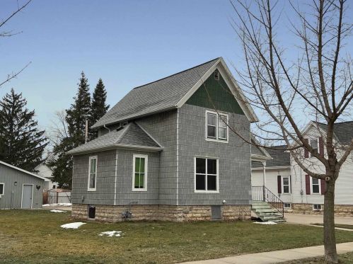 278 6th St, Fond Du Lac, WI 54935-5122