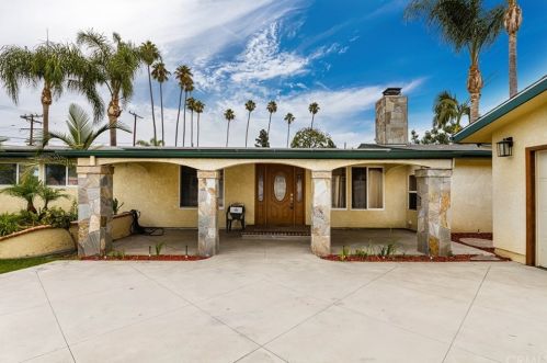 818 South St, Anaheim CA  92805-4415 exterior