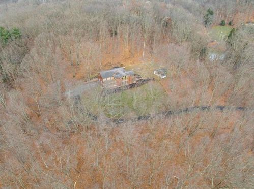 3615 Gibsonia Rd, Gibsonia, PA 15044-9103