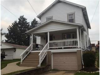 32 Becker St, Houston PA  15342-1802 exterior