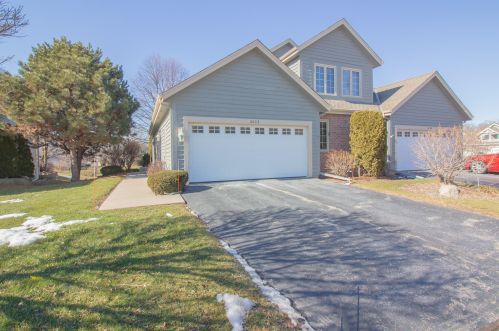 2032 Mount Vernon Dr, Waukesha, WI 53186-2664