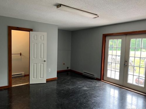 140 Dunn Rd, Coventry CT  06238-1112 exterior