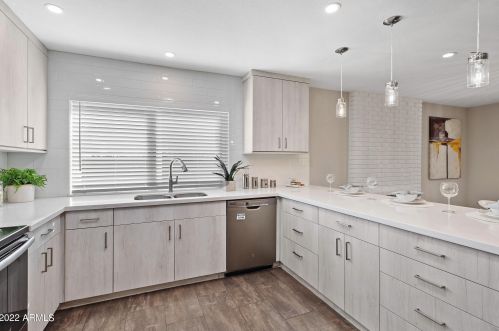 5117 Tierra Buena Ln, Scottsdale AZ  85254-1642 exterior