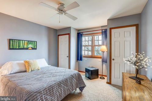 75 Maple Ave, Bareville PA  17540-9602 exterior