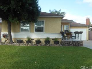 5047 Lorelei Ave, Lakewood, CA 90712-2736
