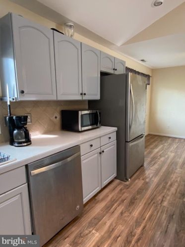 104 Broad Creek Rd, Laurel DE  19956-1124 exterior