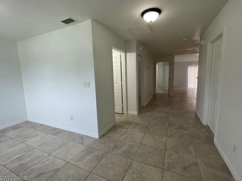 4610 Golfview Blvd, Lehigh Acres FL  33973-6000 exterior