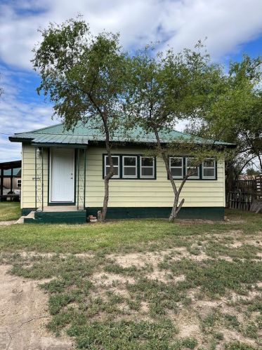 349 Cottonwood Ave, Fort Lyon, CO 81054-1016