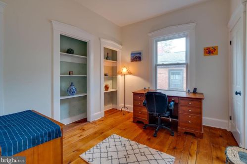 721 Orange St, Lancaster PA  17602-3118 exterior