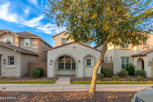 4289 Pony Ln, Gilbert, AZ 85295