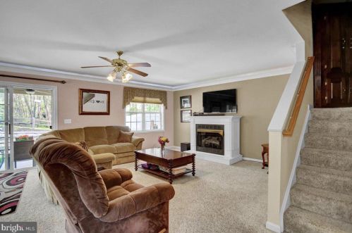 61 Crooked Dr, West Enola PA  17025-1522 exterior