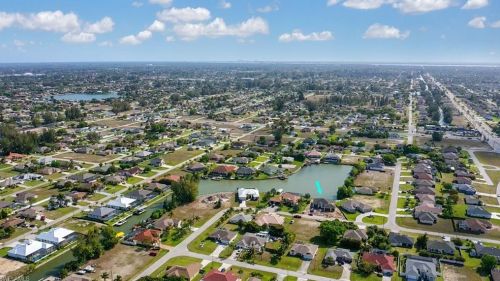 3113 18th Ave, Cape Coral, FL 33904-4098