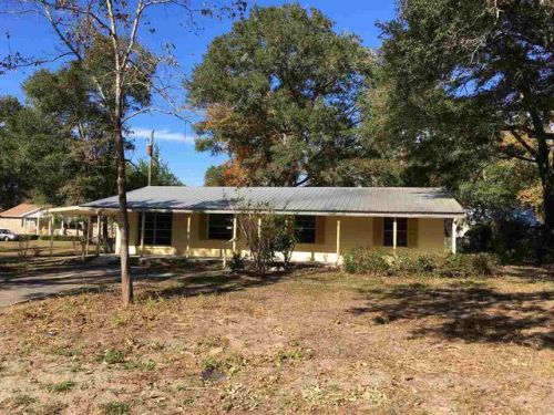 38 Cedar Ave, Crawfordville, FL 32327-2062
