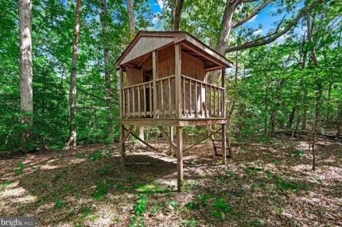 3989 Stratford Hall Rd, Montross VA  22520-3322 exterior