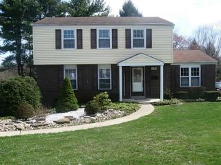 135 Leslie Rd, Monroeville, PA 15146-4853