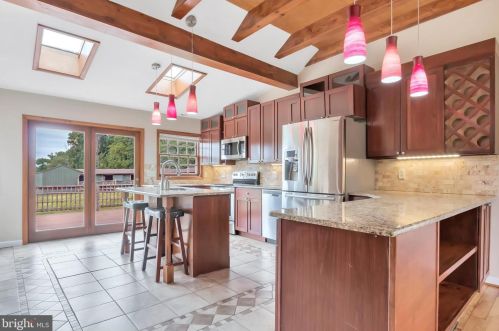 101 Mattson Rd, Boothwyn, PA 19060-1408