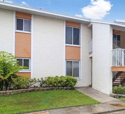 9940 7th Way, Saint Petersburg, FL 33702-2214