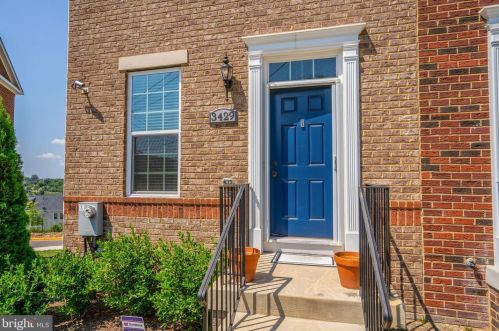 3429 11th Pl, Washington, DC 20032-5936