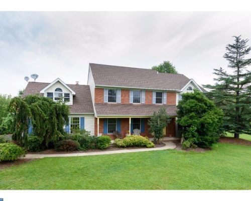 102 Alexander Dr, Perkiomenville, PA 18074-9709