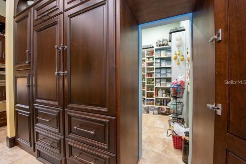 2014 Pioneer Dr, Lakeland FL  33809-4995 exterior