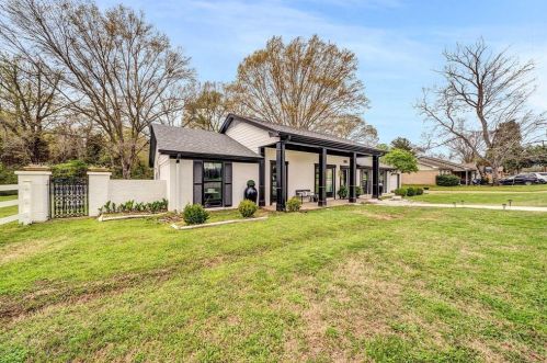 1010 Bel Air Dr, Athens, TX 75751-3511