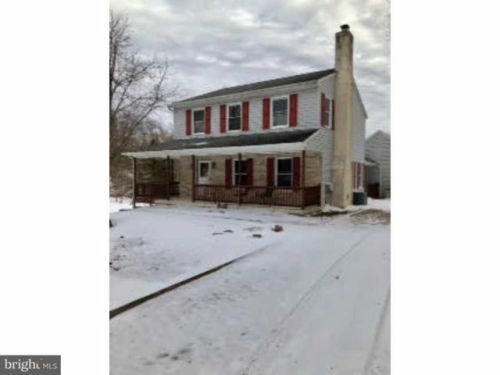 341 Corner Ketch Rd, Downingtown, PA 19335-1343