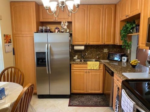 119 Lake Susan Dr, West Palm Beach, FL 33411-9253