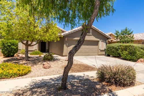 115 Birdie Way, Casa Grande, AZ 85194-3821