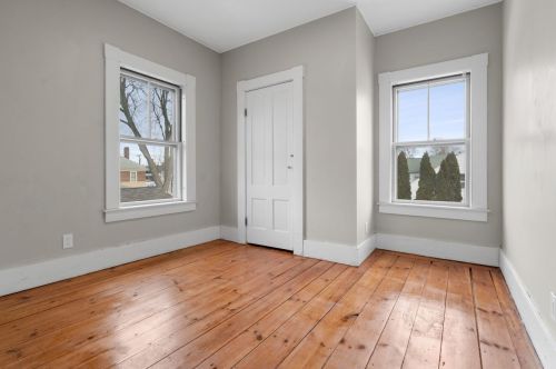 27 Prescott St, Nashua NH 03064-2581 exterior