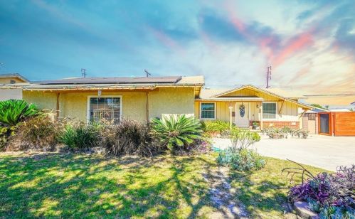 3531 Thornlake Ave, Long Beach, CA 90808-3353